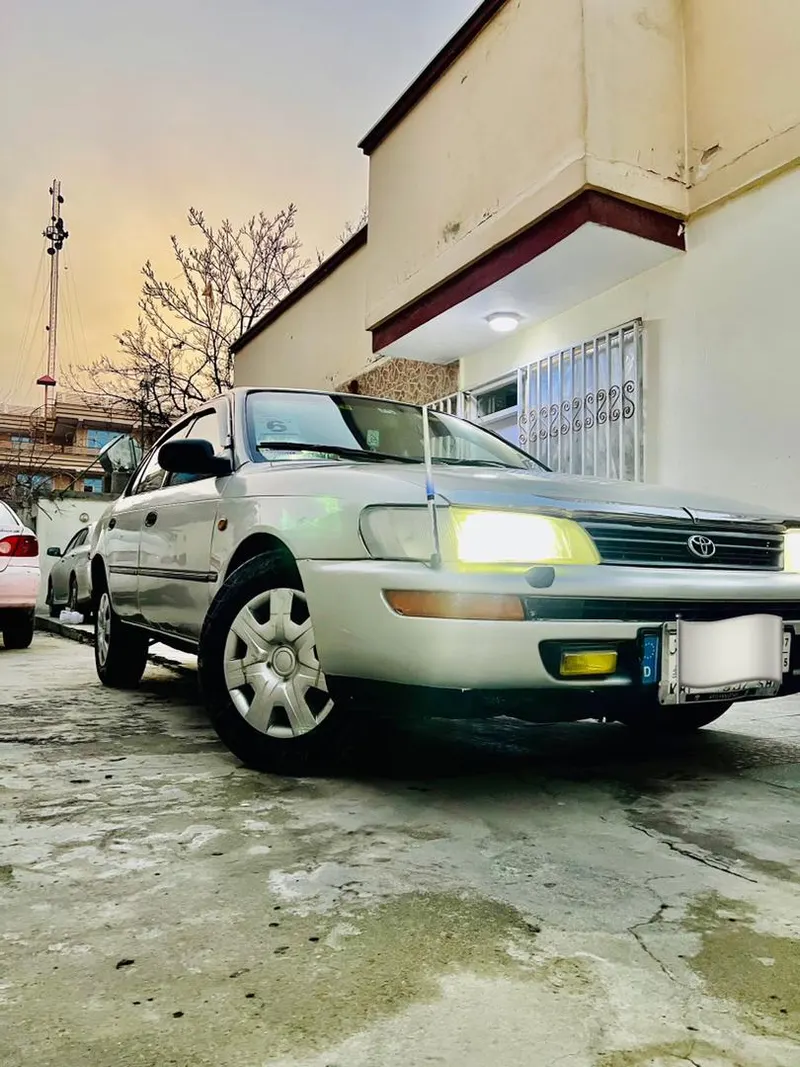 Toyota Corolla 1994 (1)