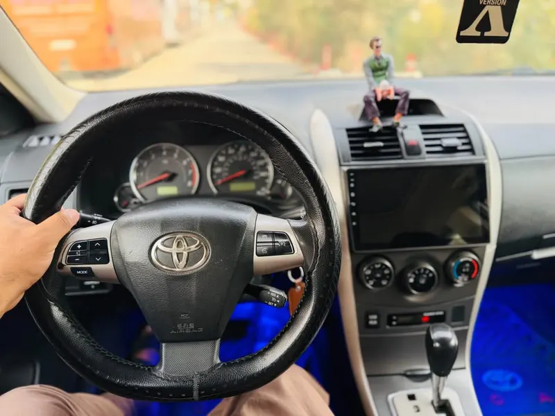 Toyota Corolla 2011 (4)