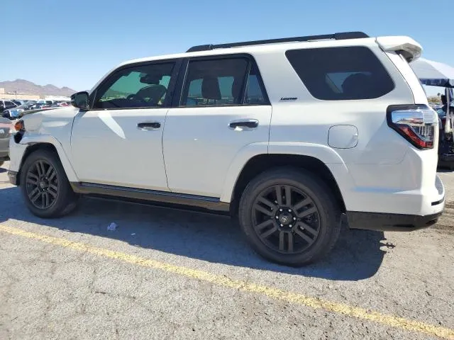 Toyota 4 Runner 2021 (3)