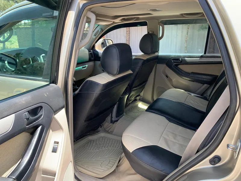 Toyota 4Runner 2005 (8)