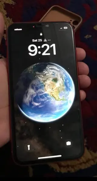 iPhone 11 (1)