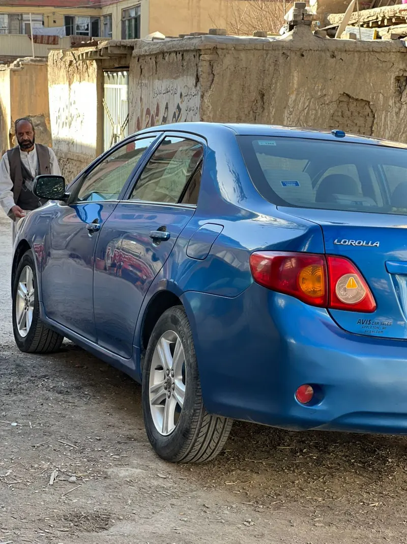 Toyota Corolla 2010 (2)