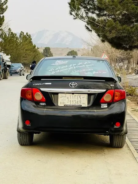 Toyota Corolla 2010 (2)
