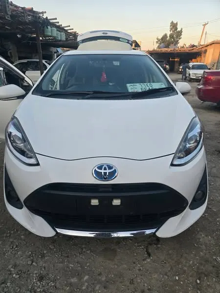 Toyota Aqua 2019 (1)