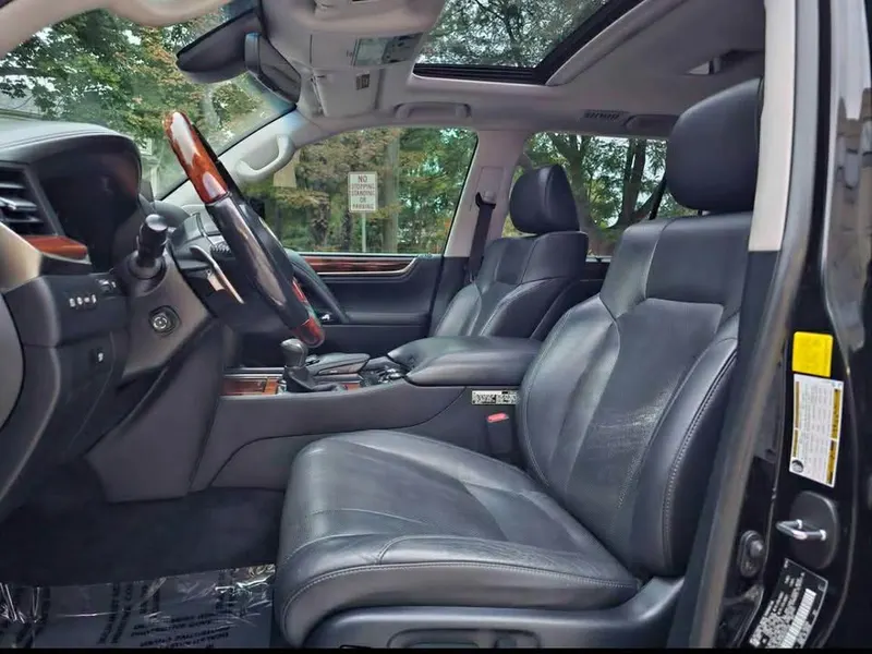 Lexus Lx570 2017 (4)