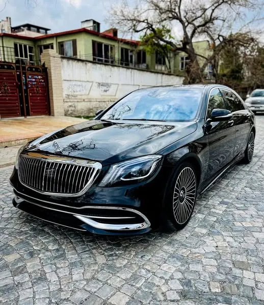 Mercedes-Benz (2)