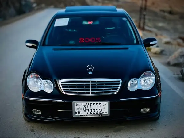 Mercedes-Benz Full Option 2005 (2)