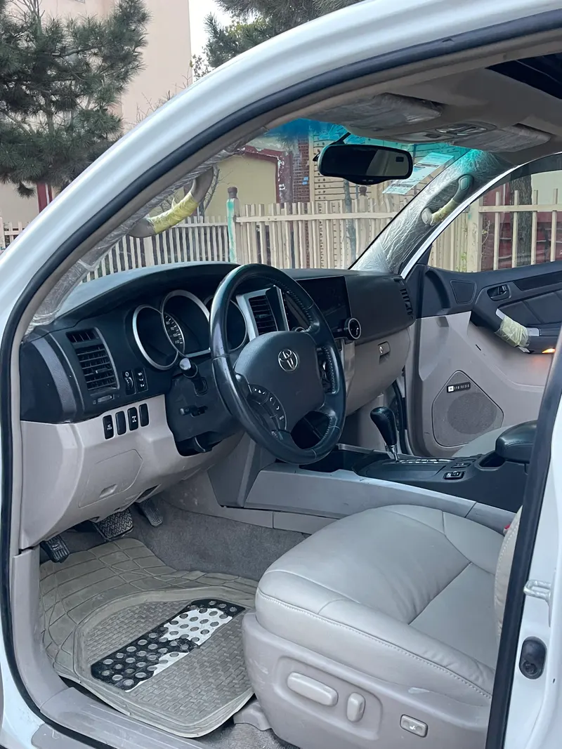 تویوتا 4Runner 2006 (7)
