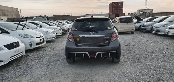 Toyota Vitz RS 2013 (3)