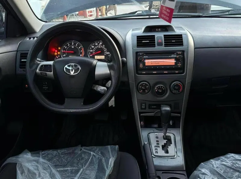 Toyota Corolla 2012 (4)