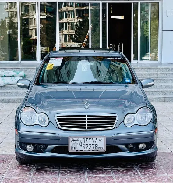 Mercedes-Benz 2005 (1)