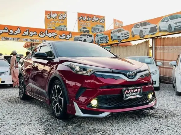 Toyota C-HR Hybrid 2017 (1)