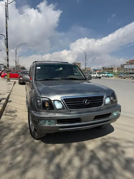 Lexus 2000 (1)