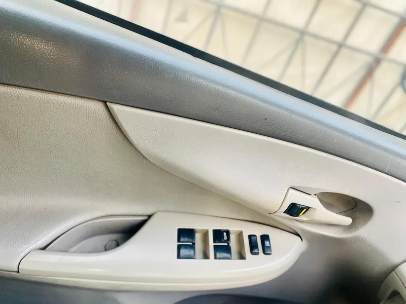Toyota Corolla 2009 (7)