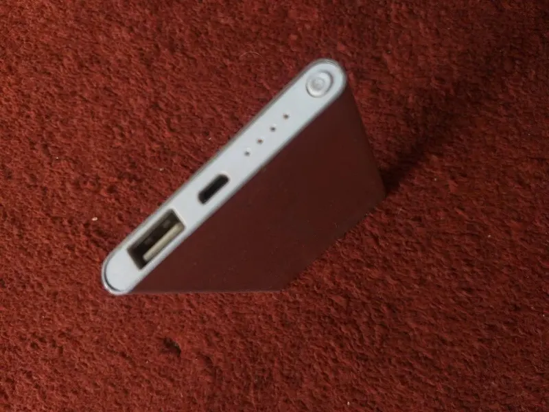 Smart Watch, Power Banks and More (3)