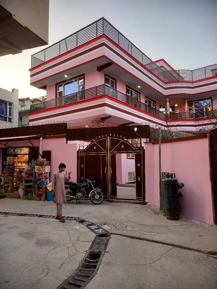 House for sale, 6 rooms (1)
