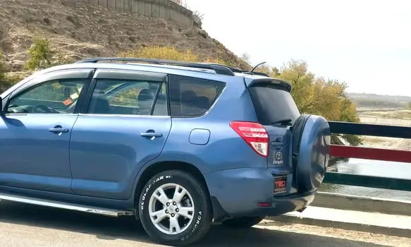 Toyota RAV4 2012 (3)