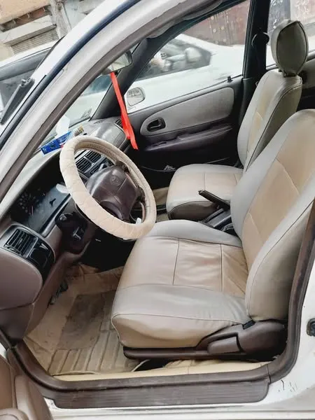Toyota Corolla (4)