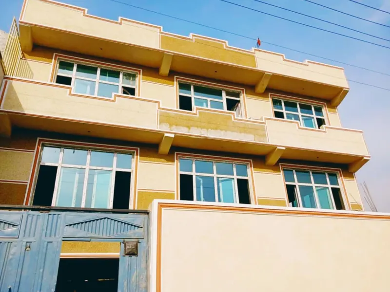 خانه سه منزله برای فروش، 210 m²، با زیرزمین کامل (1)