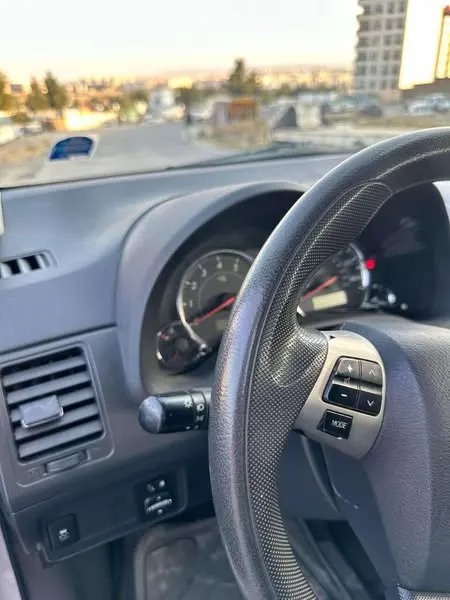 Toyota Corolla 2012 (4)