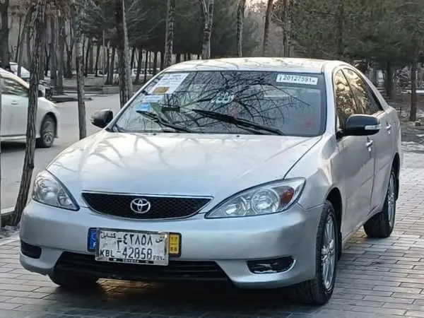 Toyota Camry 2006 (1)