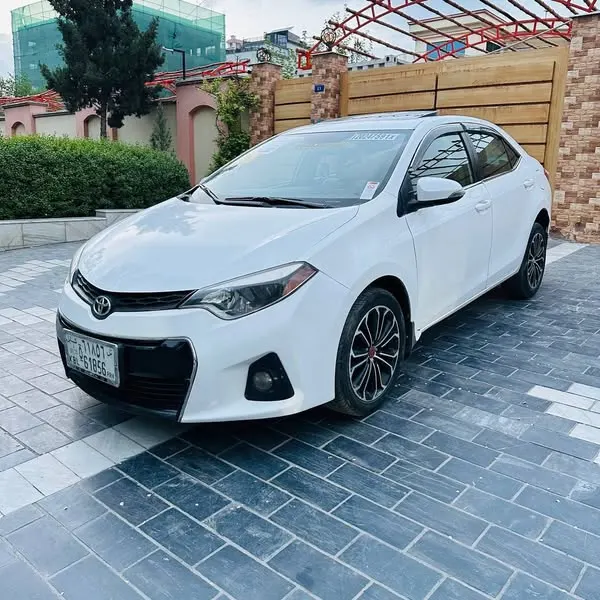 Toyota Corolla 2014 (2)
