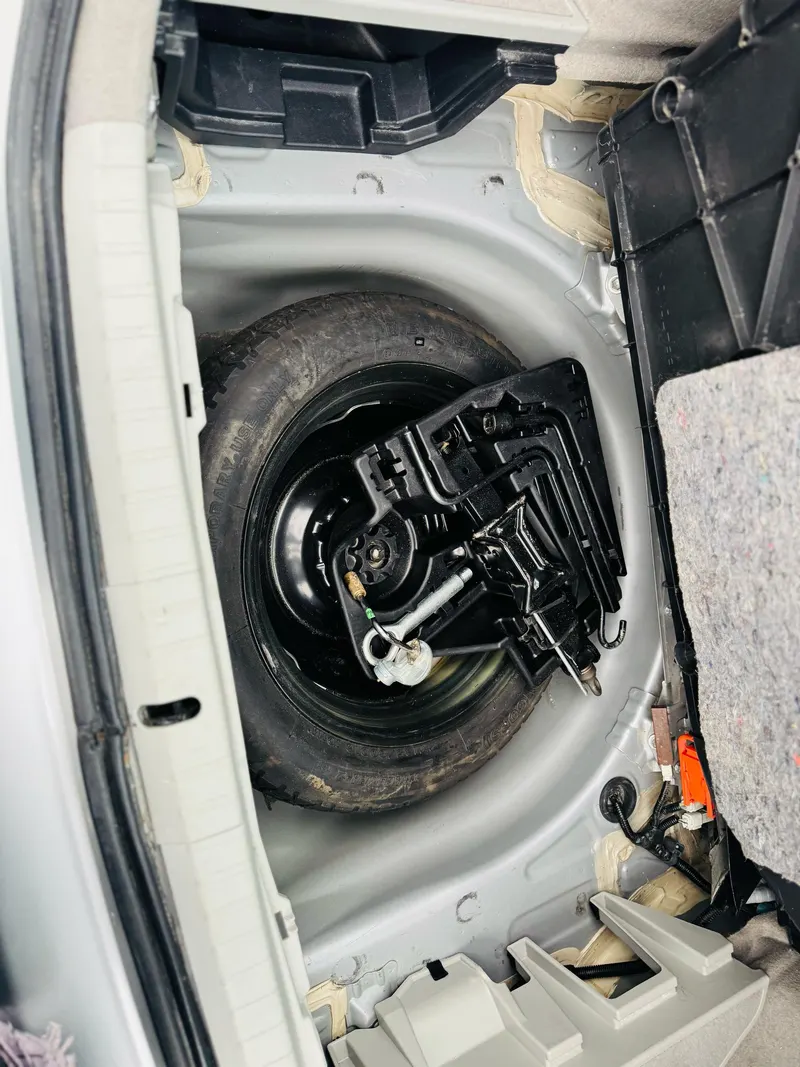 Toyota Prius 2010 (8)