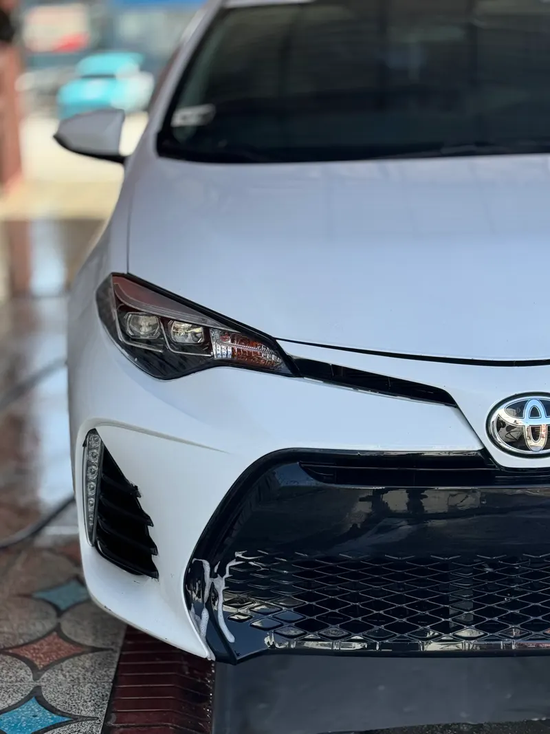 Toyota corolla 2016 (2)