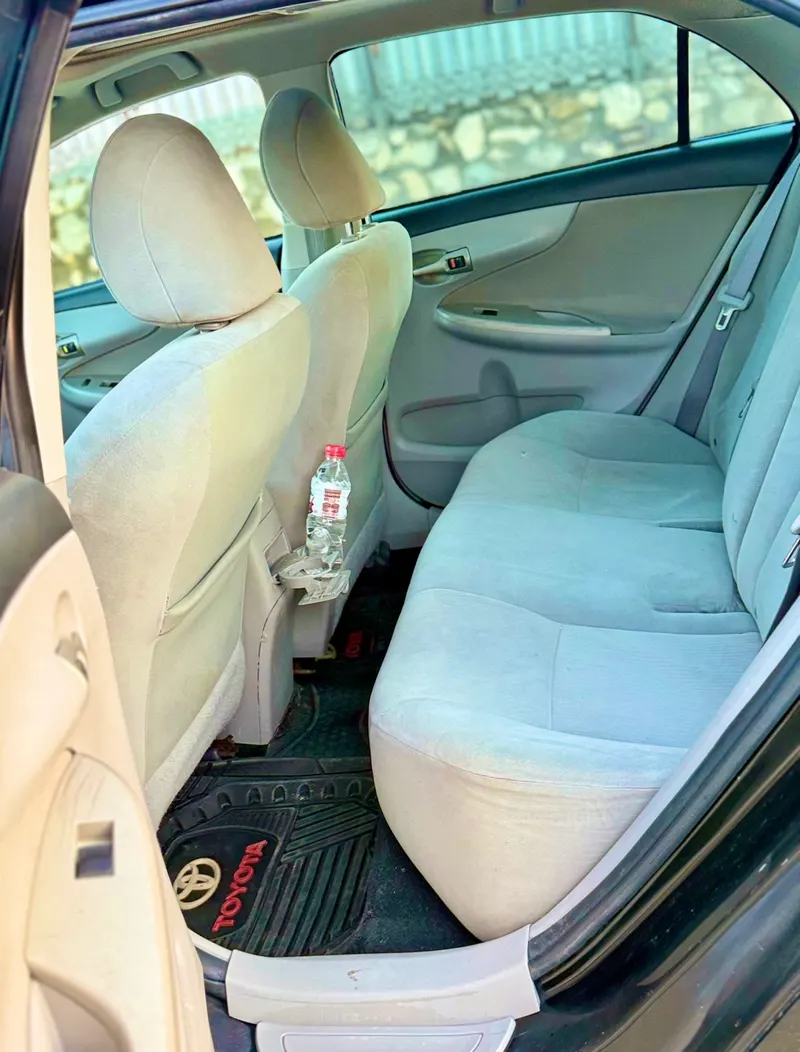 Toyota Corolla 2011 (6)