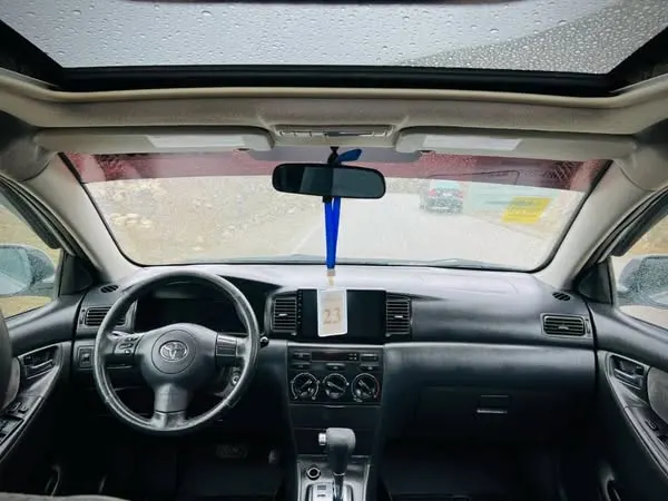 Toyota Corolla 2006 (3)