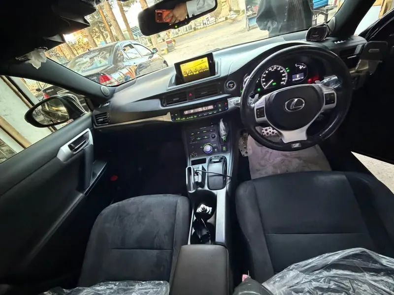 Lexus 2012 (4)