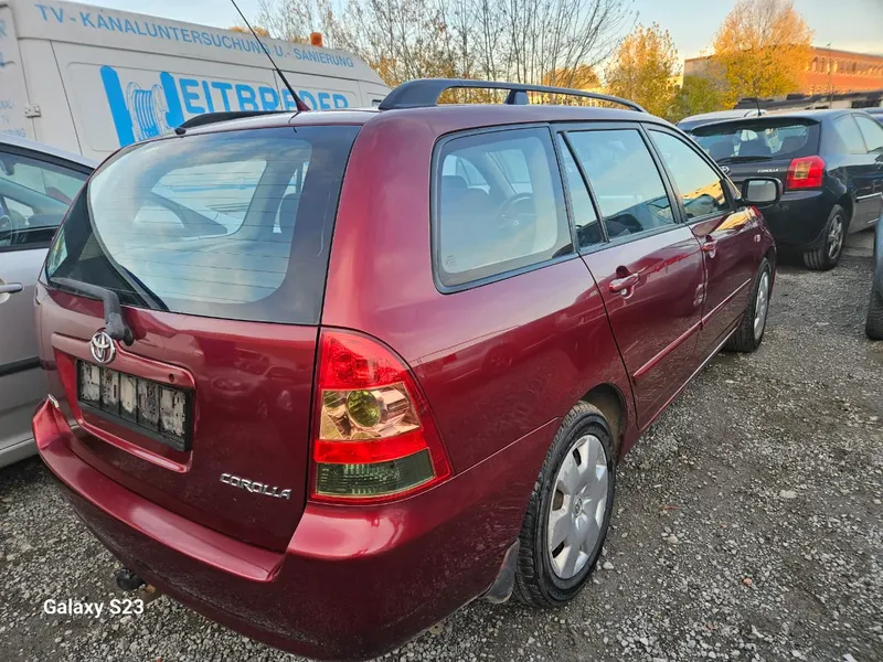 Toyota Corolla 2006 (1)