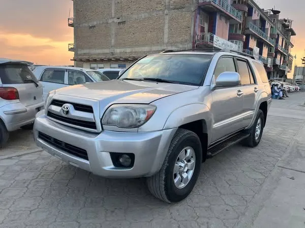 Toyota 4Runner 2004 (1)