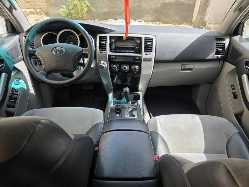 Toyota 4Runner 2009 (5)