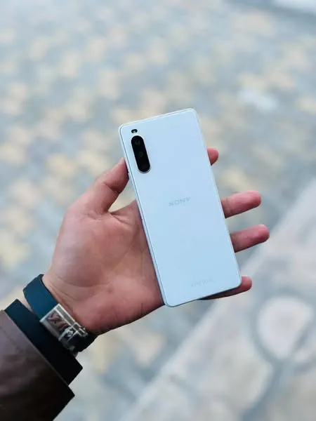Sony Xperia Z10 (1)