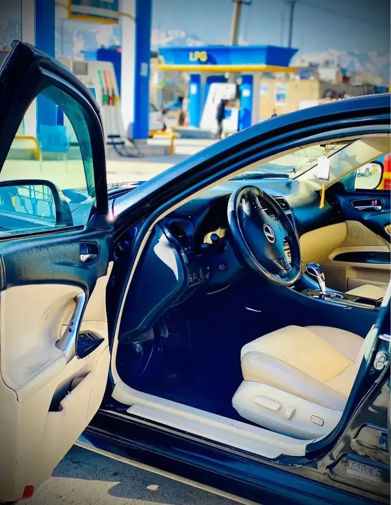 Lexus 2010 (4)