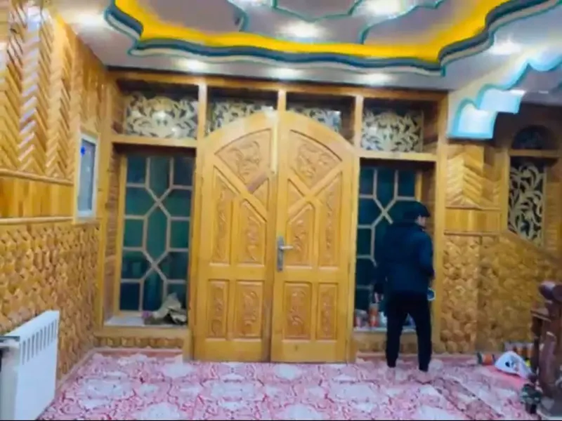 3-storey house for sale, 11 rooms, 4.5 biswa, with swimming pool, Kabul (2)