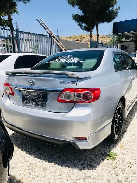 Toyota Corolla 2013 (2)