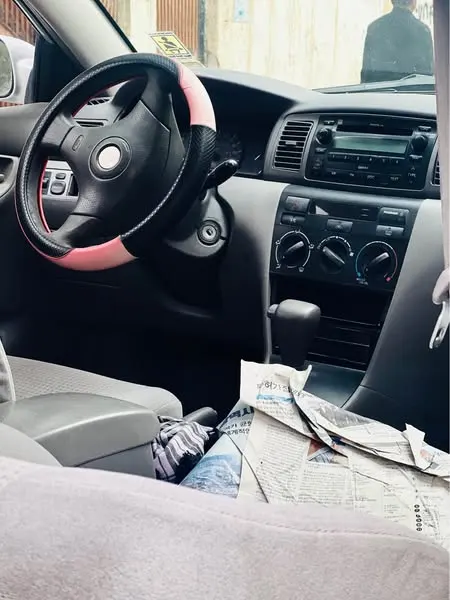 Toyota Corolla (4)