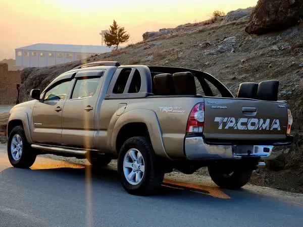 Toyota Hilux 2005 (3)