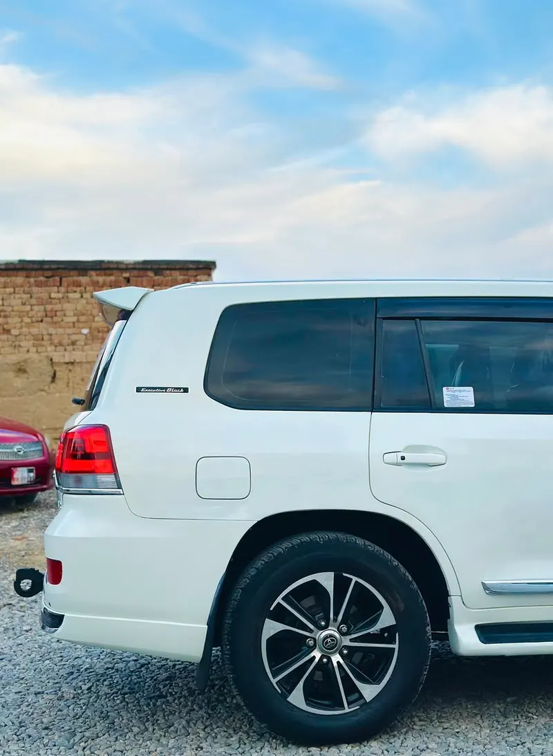 Toyota LandCruiser Vxr V8 2010 (3)