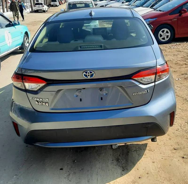 Toyota Corolla Hybrid 2020 (3)