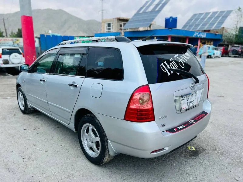 Toyota Fielder 2005 (3)