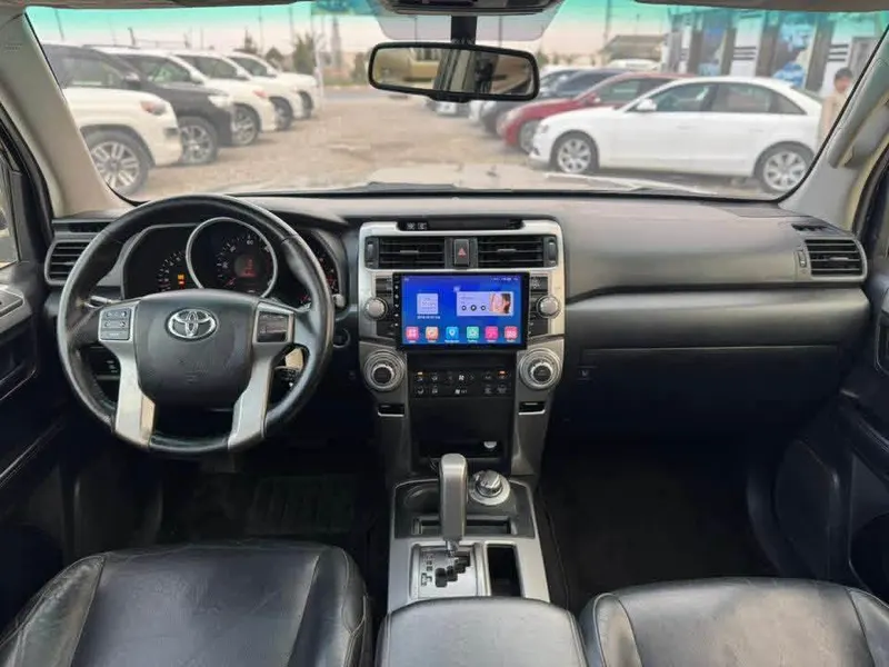 Toyota 4Runner 2012 (4)