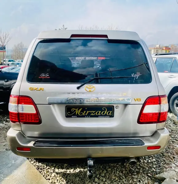 Toyota Land Cruiser 2000 (3)