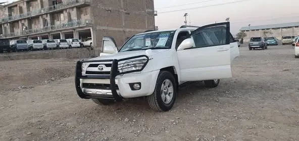 Toyota 4Runner 2004 (1)