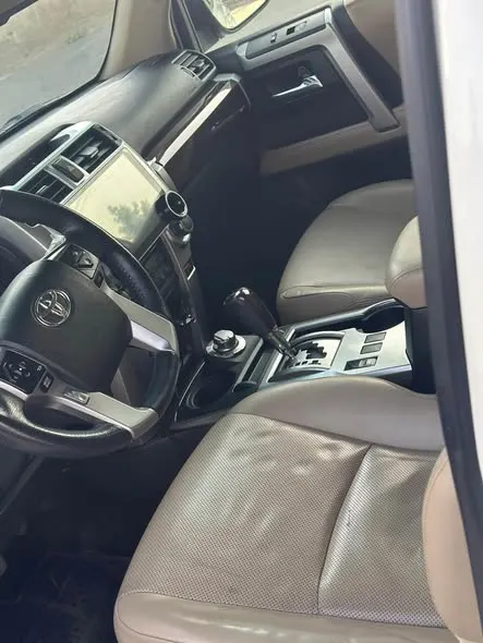 Toyota 4 Runner 2016 (4)