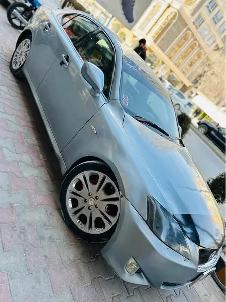 Lexus IS250 2007 (1)