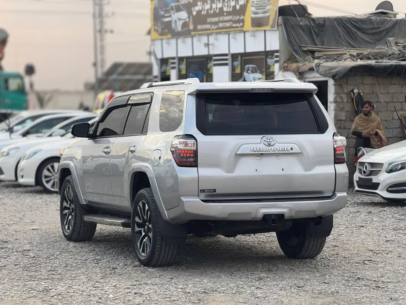 Toyota 4 Runner 2014 (3)