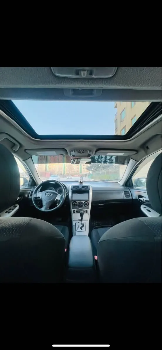Toyota Corolla 2010 (4)